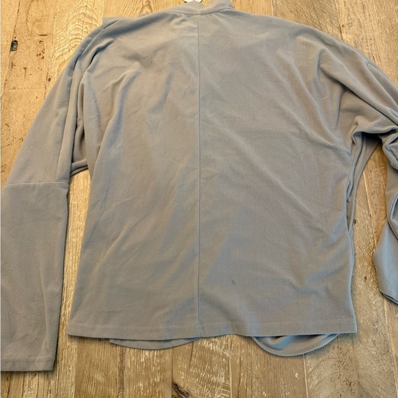 NWT Exclusive Women’s Sz M Layered Cowl Neck Long Sleeve Top - Picture 3 of 5